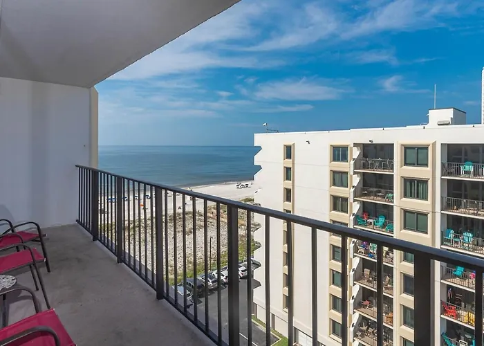 Island Winds East 811 Apartment