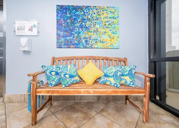Island Winds East 811 Apartment