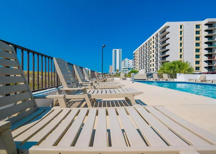 Island Winds East 811 Apartment